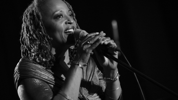 Cassandra Wilson nie żyje. Miała jeden z najbardziej fascynujących głosów współczesnego jazzu